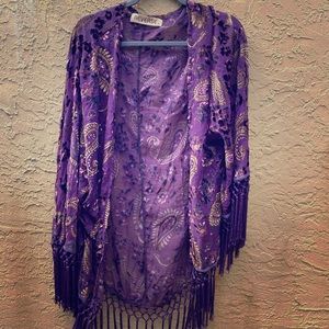 REVERSE BURNOUT VELVET FRINGE KIMONO